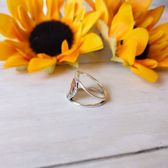 New Silver Tone Ring w/Bronze Flowers Open Sides Size 7 Eclectic, Abstract, Chic - Picture 4 of 5